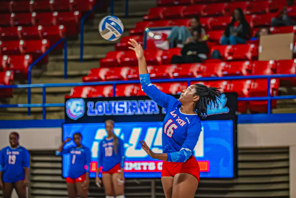Bulldogs fall at home to the Aggies 3-1 on Friday afternoon