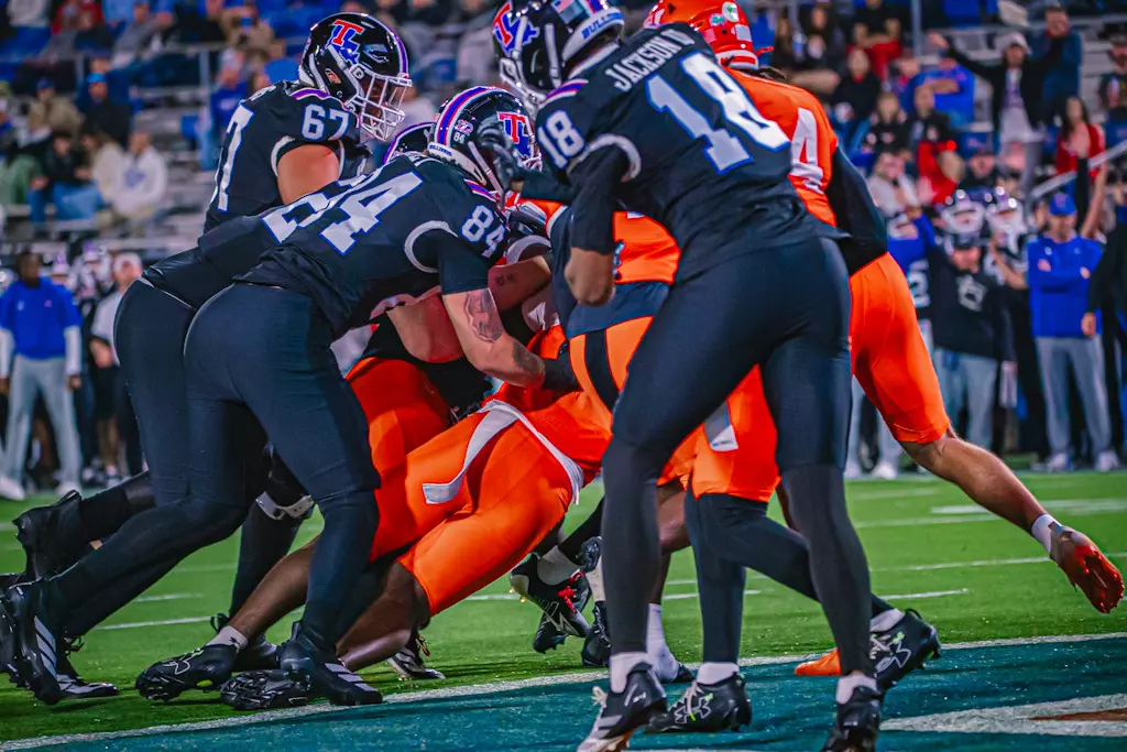 Bulldogs haunt the Bearkats, win 55-14 on Halloween night