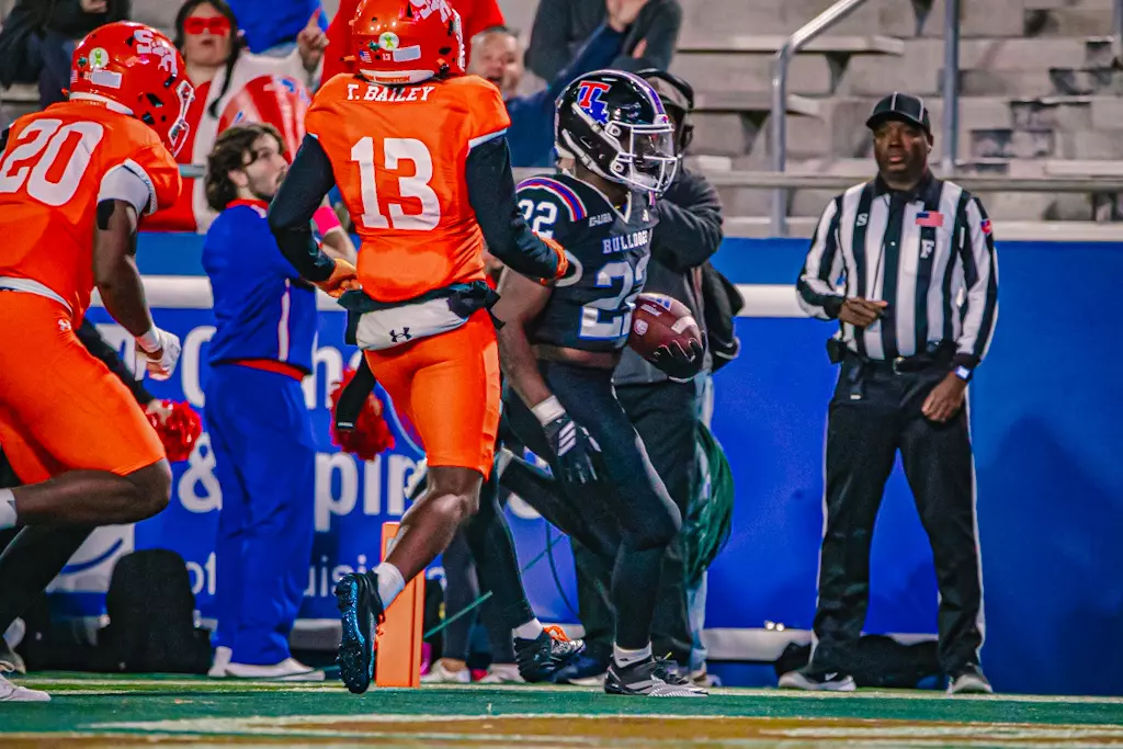 Bulldogs haunt the Bearkats, win 55-14 on Halloween night