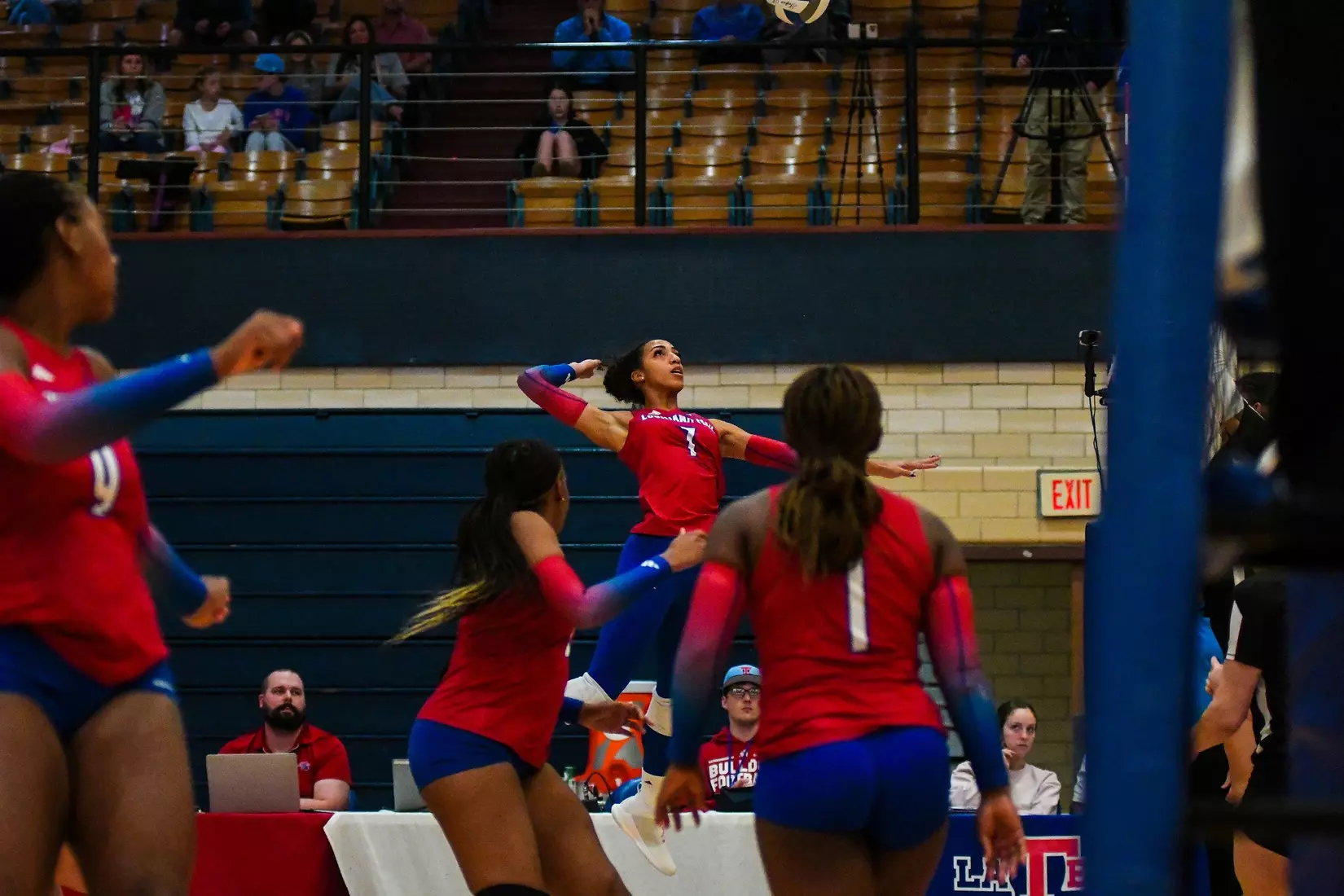 Bulldogs sweep the Aggies in the second match Saturday