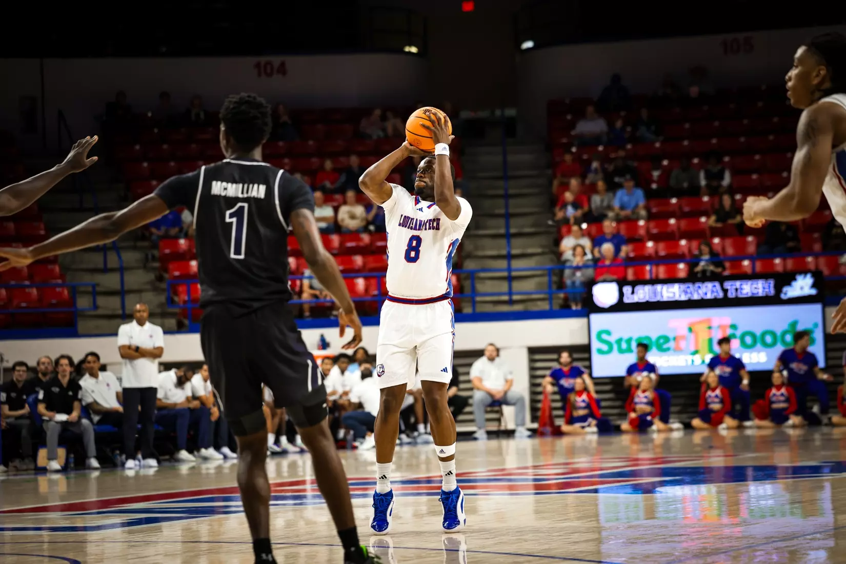Bulldogs clamp down defensively, defeat Tigers 68-51