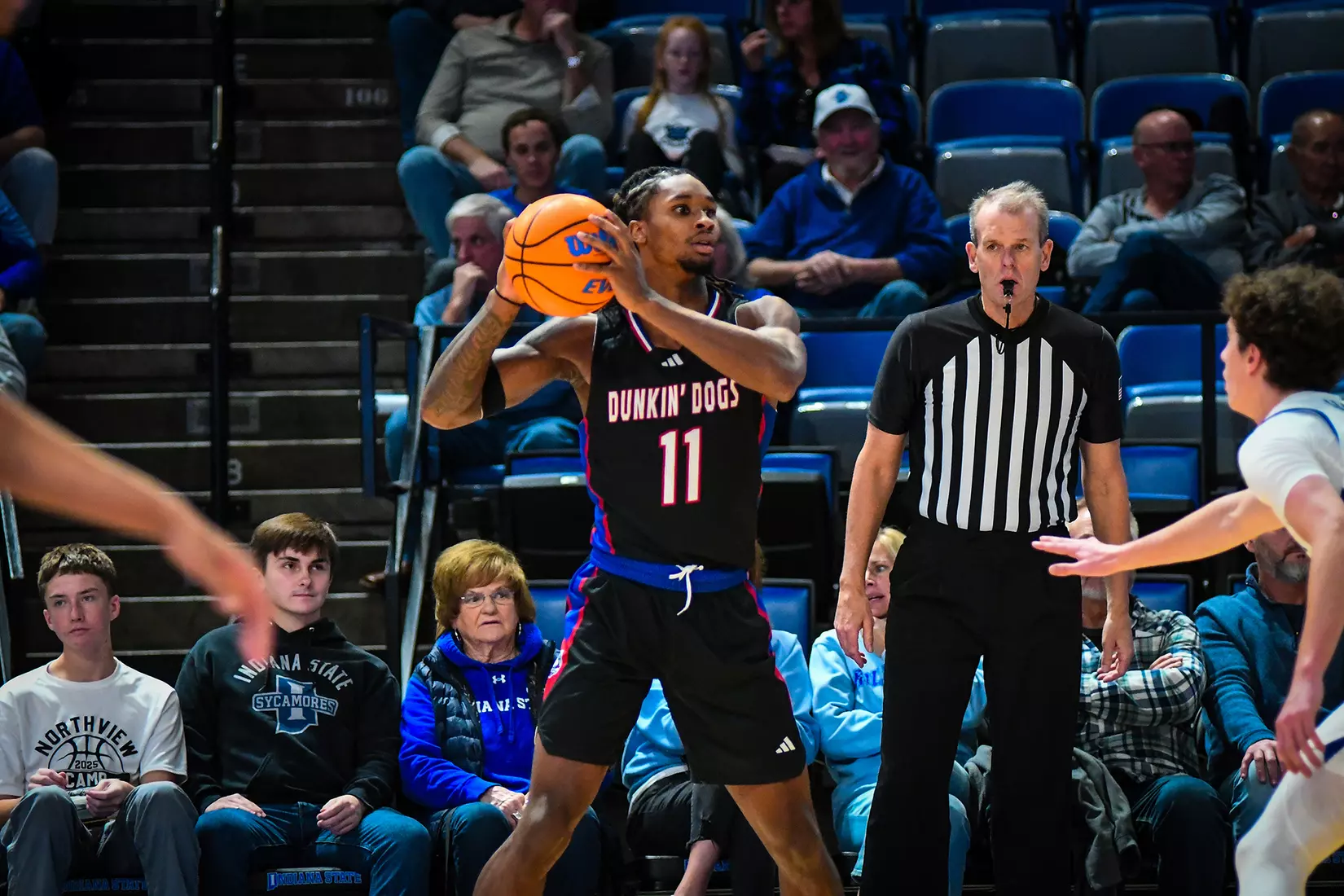 Bulldogs struggle offensively in 60-51 road loss to Sycamores