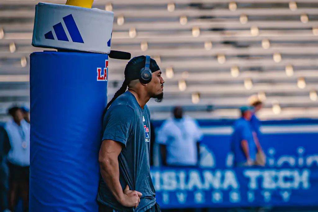 Bulldogs overcome 21-point deficit, win 34-28 in overtime versus Flames