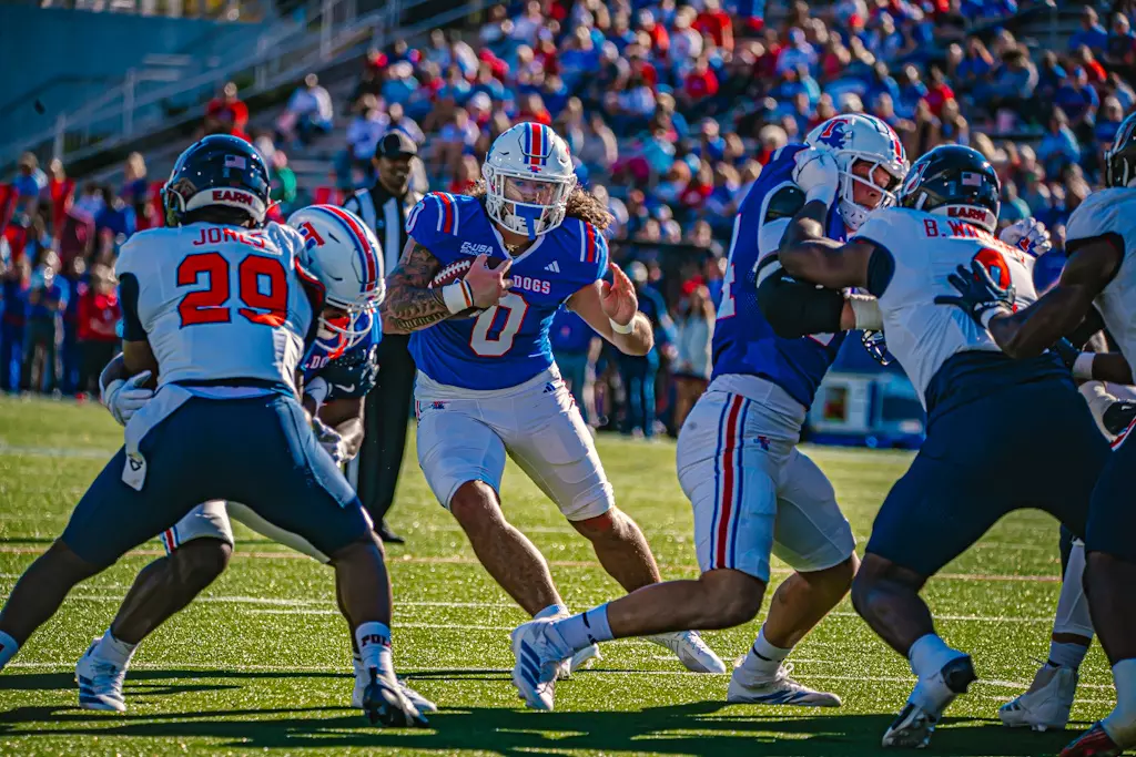 Bulldogs overcome 21-point deficit, win 34-28 in overtime versus Flames
