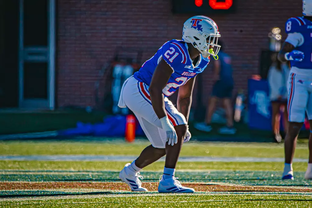 Bulldogs overcome 21-point deficit, win 34-28 in overtime versus Flames