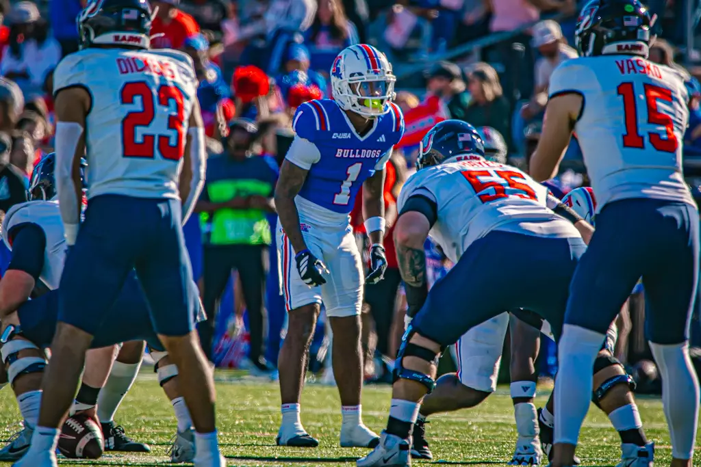 Bulldogs overcome 21-point deficit, win 34-28 in overtime versus Flames