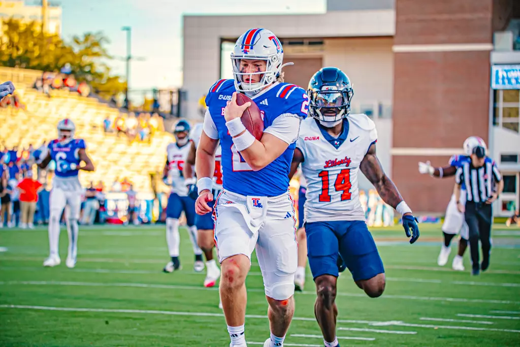 Bulldogs overcome 21-point deficit, win 34-28 in overtime versus Flames