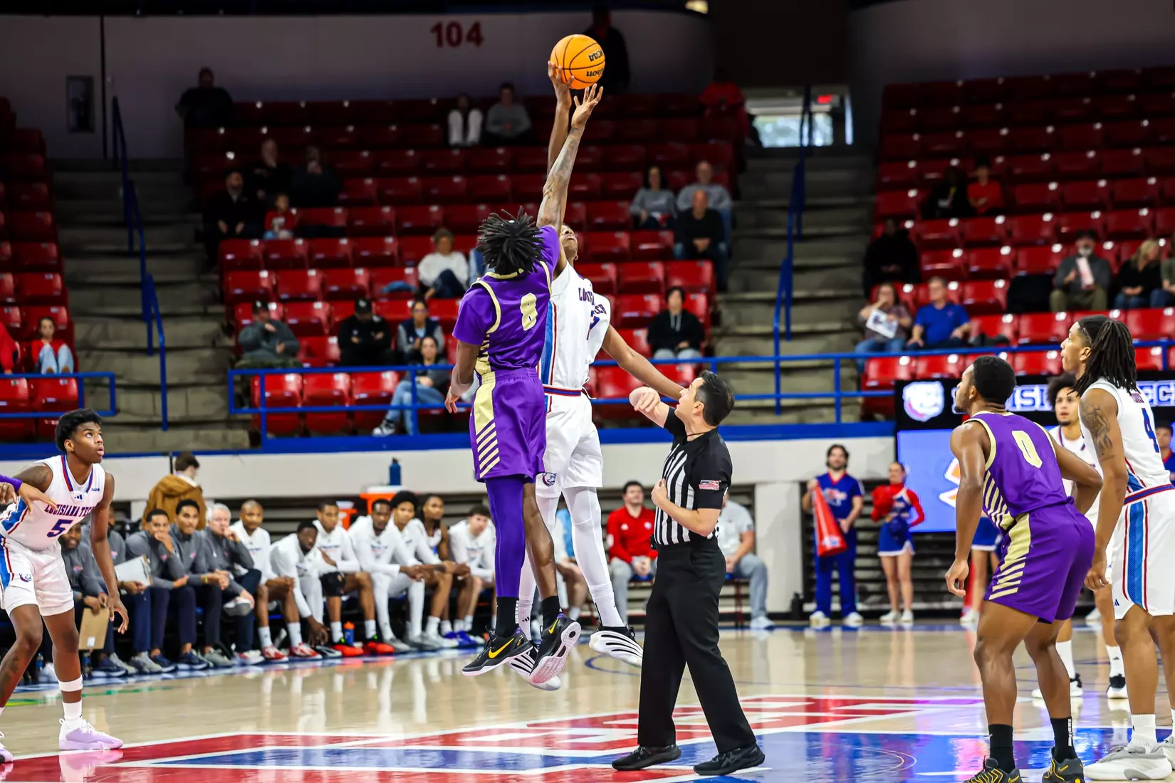 Bulldogs explode in second half, defeat Braves 83-58