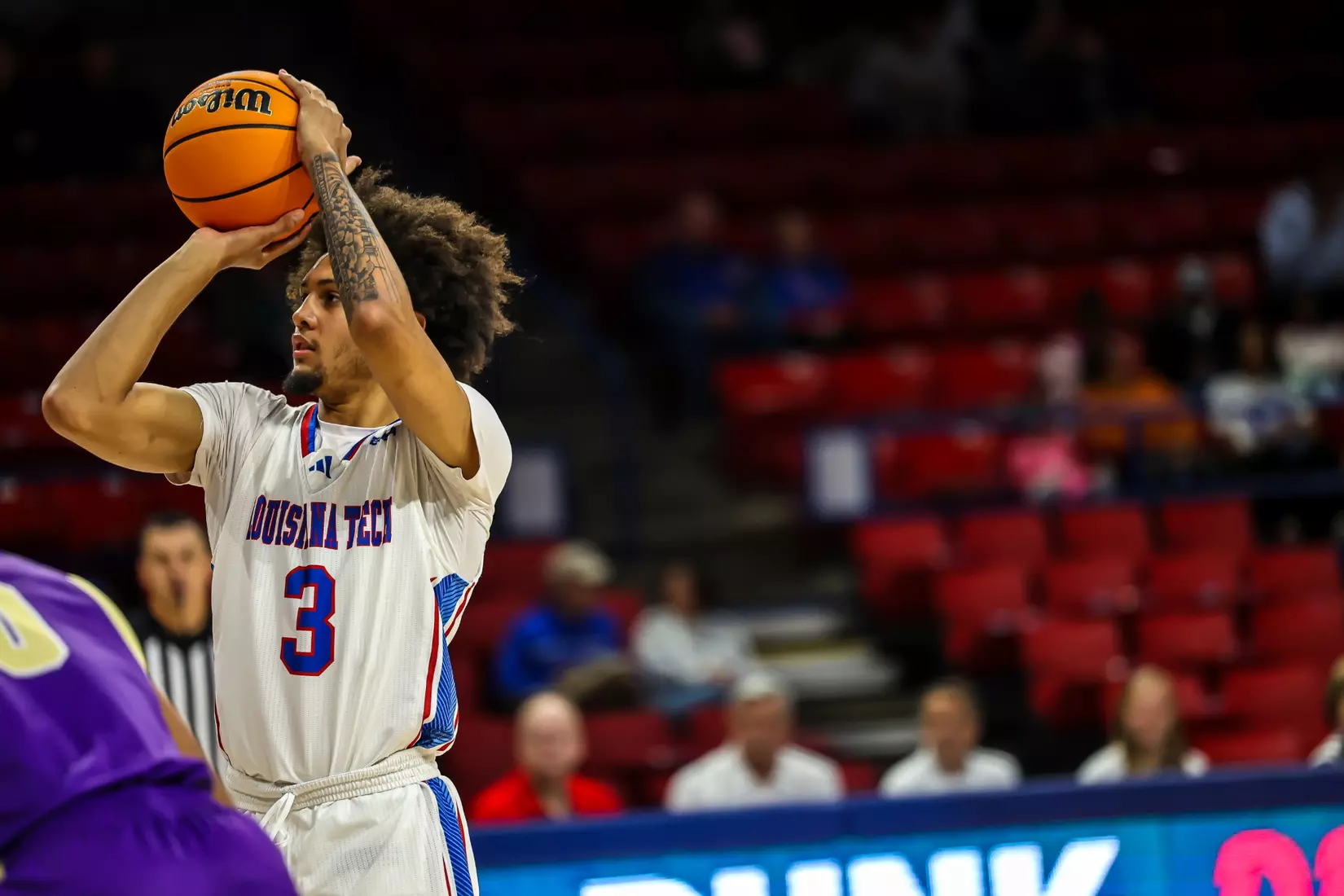 Bulldogs explode in second half, defeat Braves 83-58