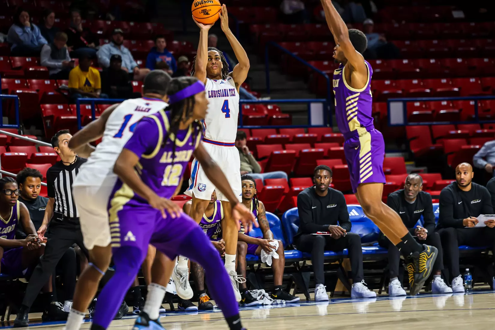 Bulldogs explode in second half, defeat Braves 83-58