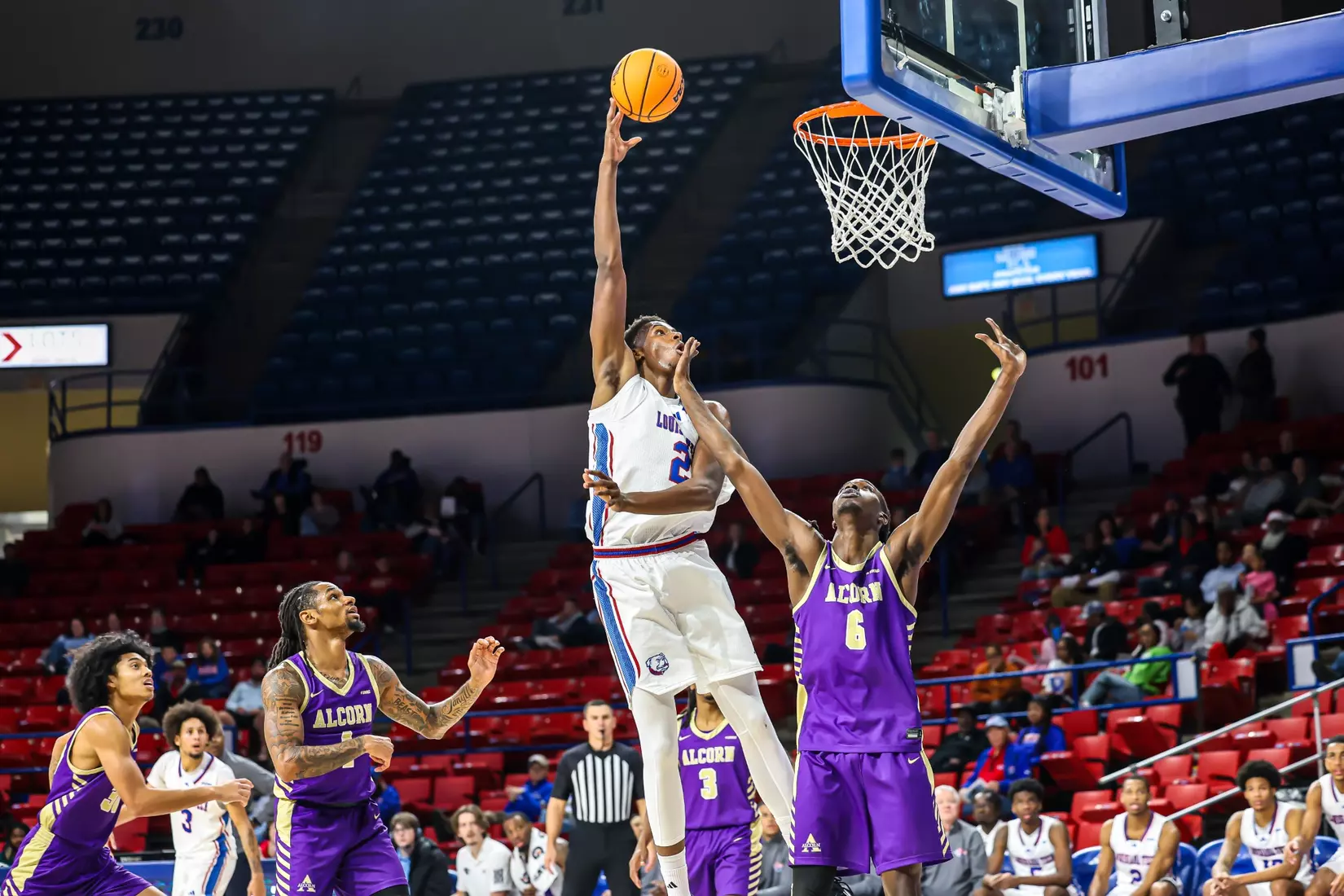 Bulldogs explode in second half, defeat Braves 83-58