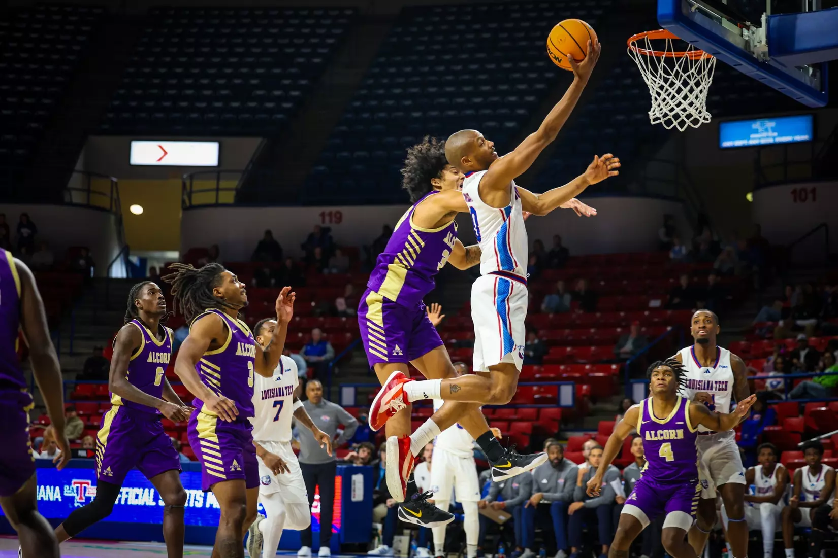 Bulldogs explode in second half, defeat Braves 83-58