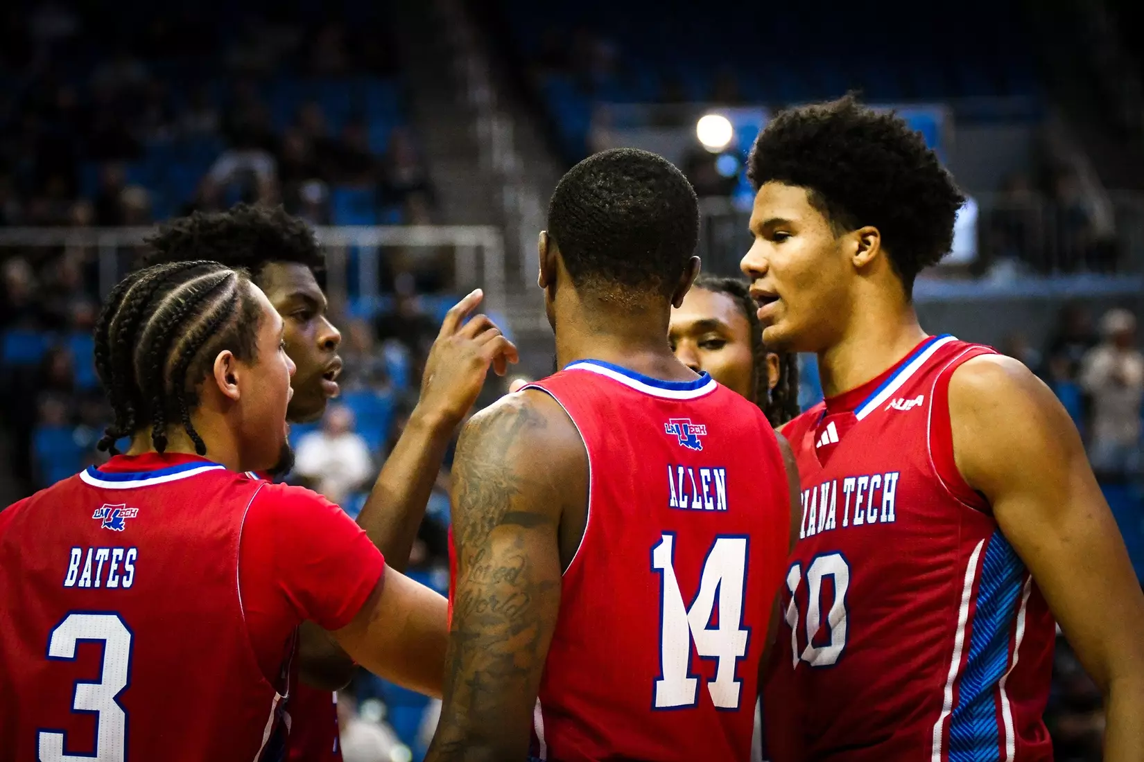 Bulldogs fall 77-50 in season opener to Wolf Pack