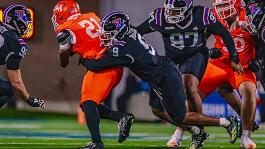 Mekhi Mason tackle