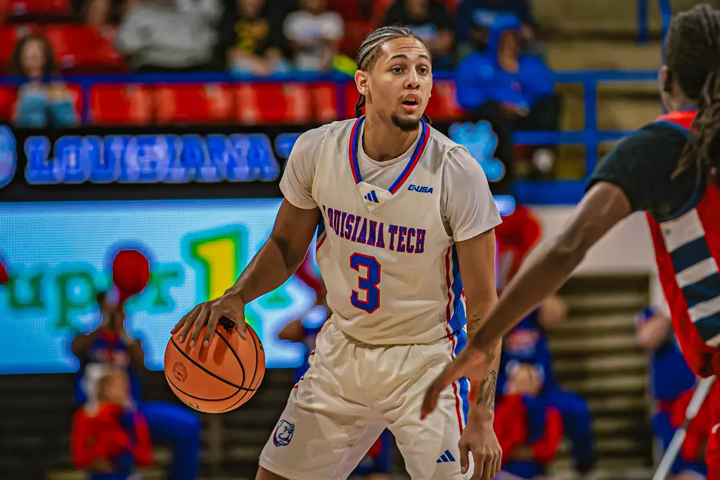 Bulldogs run away from Scots in 93-35 victory on Sunday afternoon inside the Thomas Assembly Center on Karl Malone Court