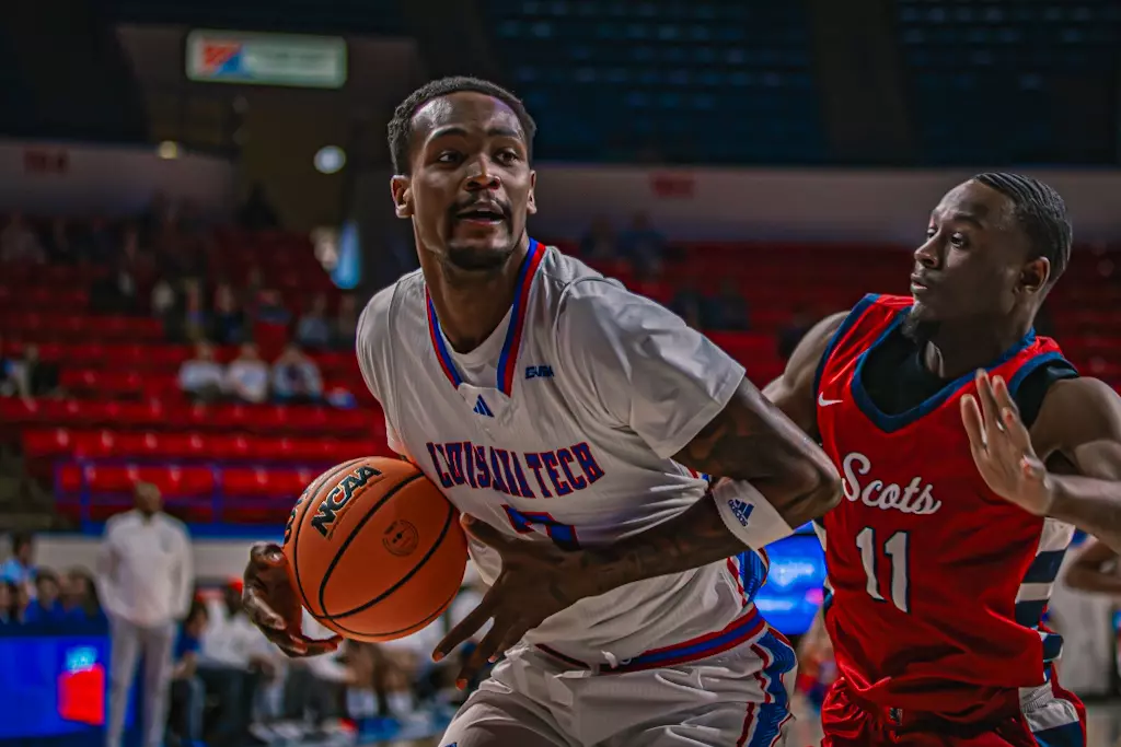 Bulldogs run away from Scots in 93-35 victory on Sunday afternoon inside the Thomas Assembly Center on Karl Malone Court