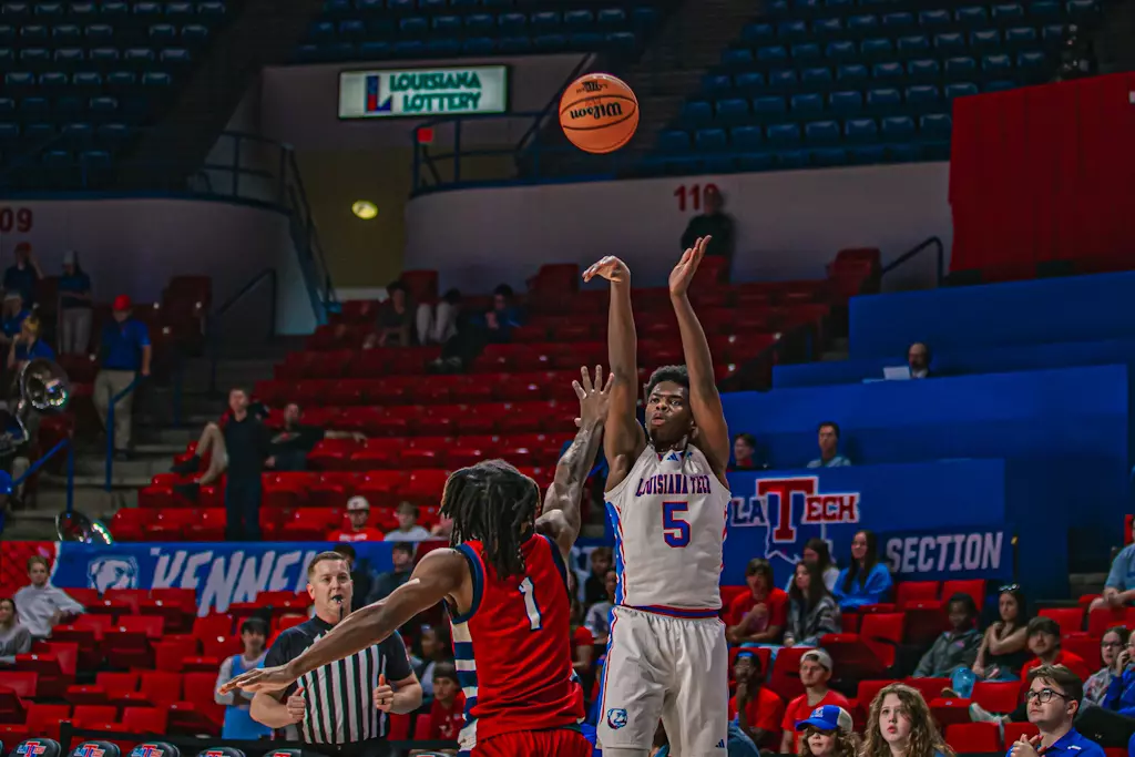Bulldogs run away from Scots in 93-35 victory on Sunday afternoon inside the Thomas Assembly Center on Karl Malone Court