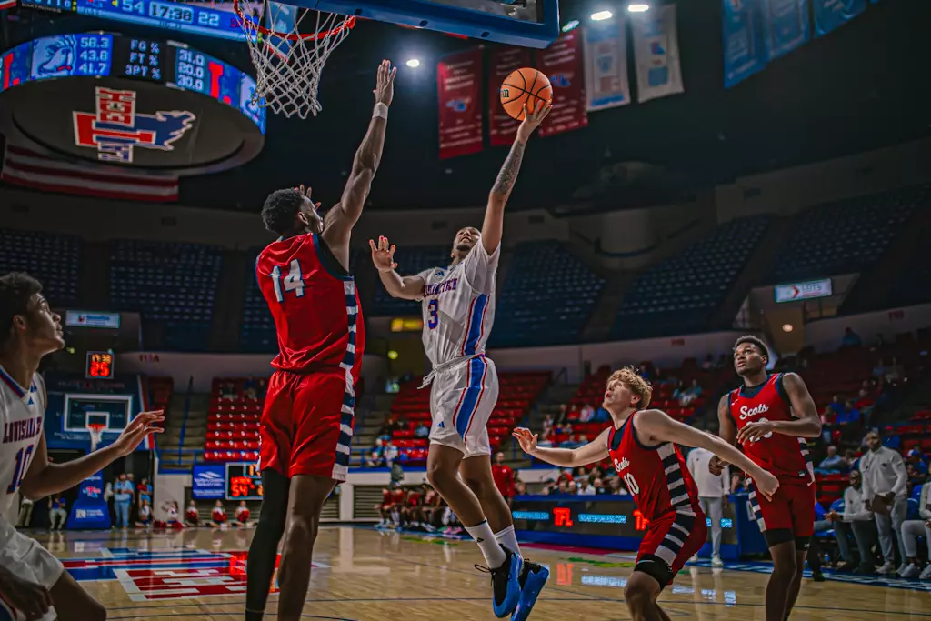 Bulldogs run away from Scots in 93-35 victory on Sunday afternoon inside the Thomas Assembly Center on Karl Malone Court