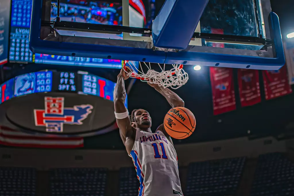 Bulldogs run away from Scots in 93-35 victory on Sunday afternoon inside the Thomas Assembly Center on Karl Malone Court