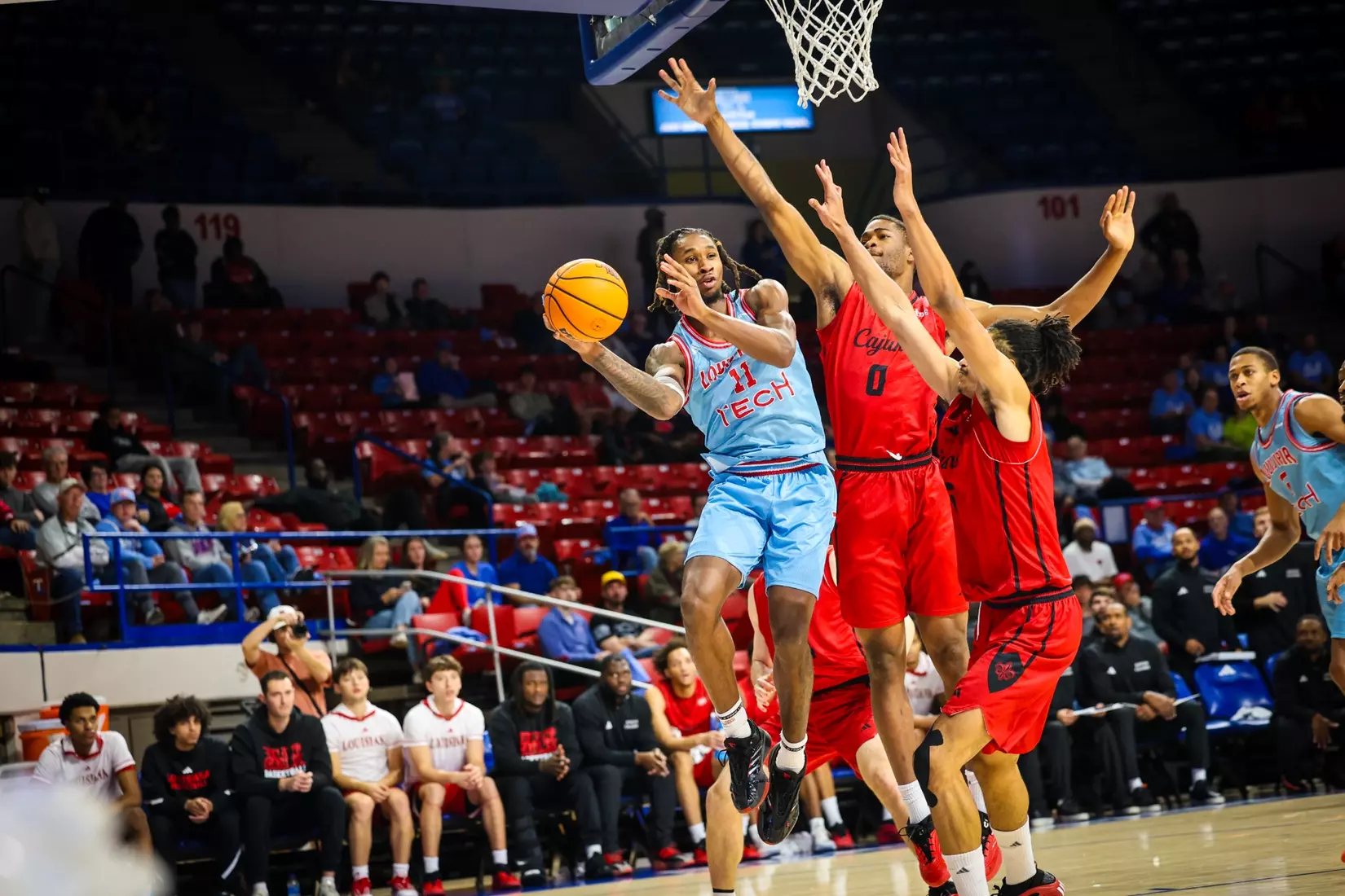 Bulldogs take down rival Cajuns 65-44, claim 1500th victory in program history