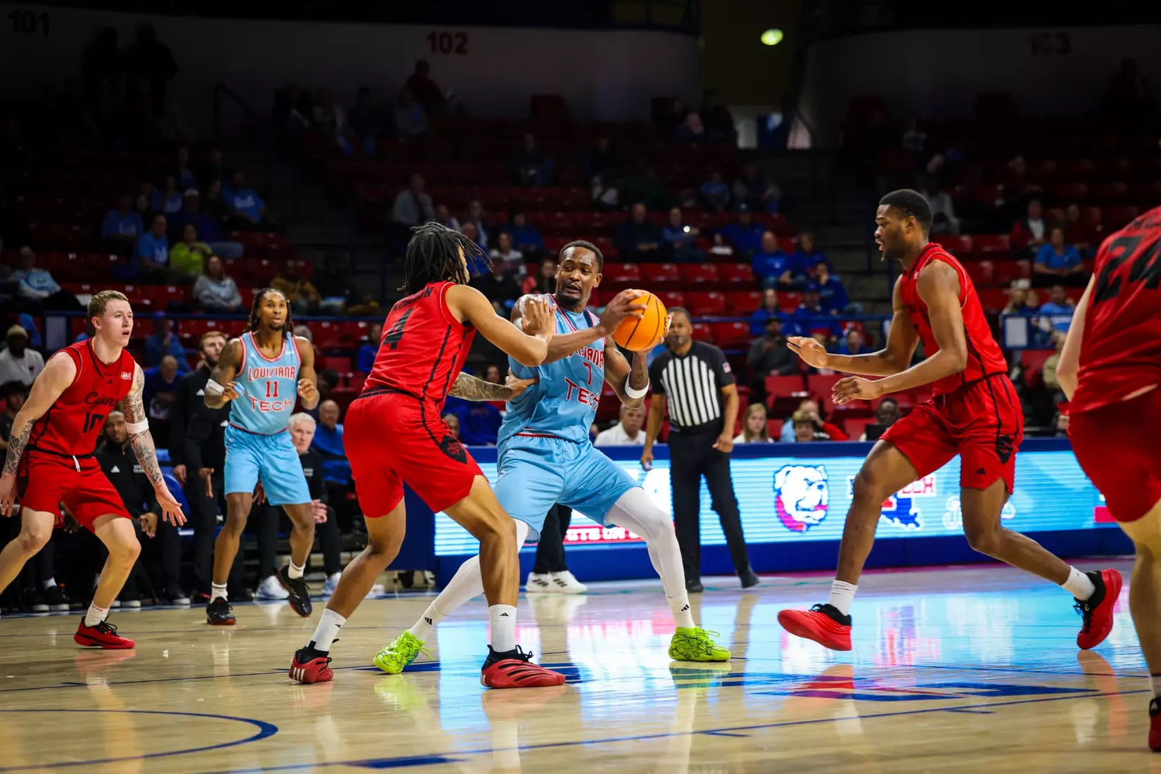 Bulldogs take down rival Cajuns 65-44, claim 1500th victory in program history