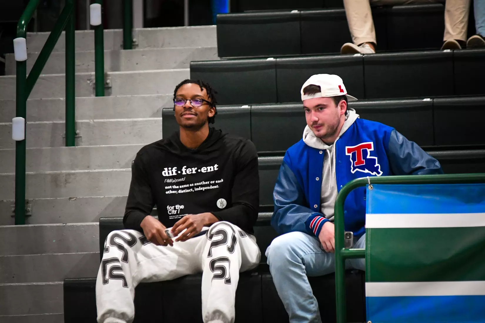 Bulldogs fall on the road to Green Wave, 61-53