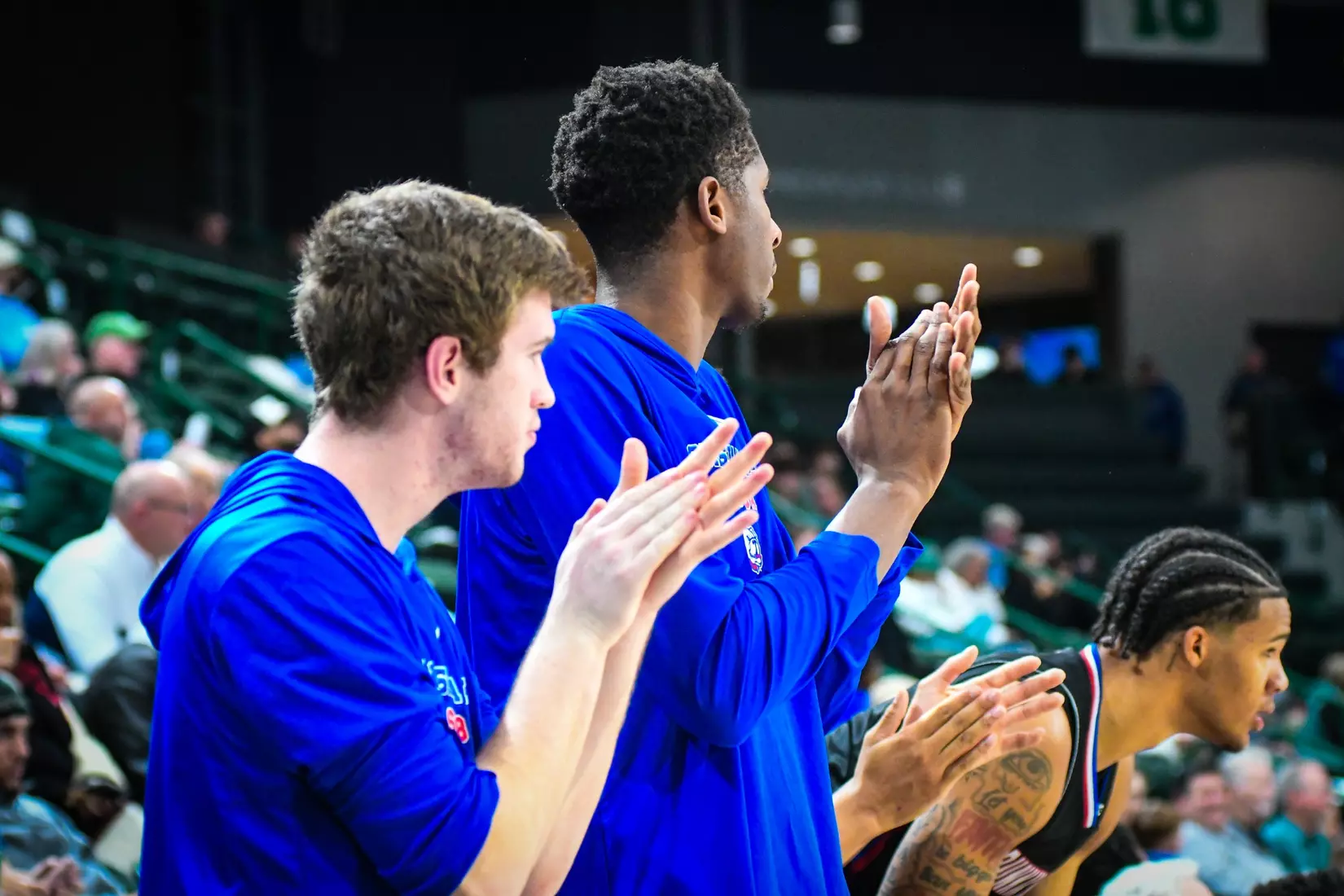 Bulldogs fall on the road to Green Wave, 61-53