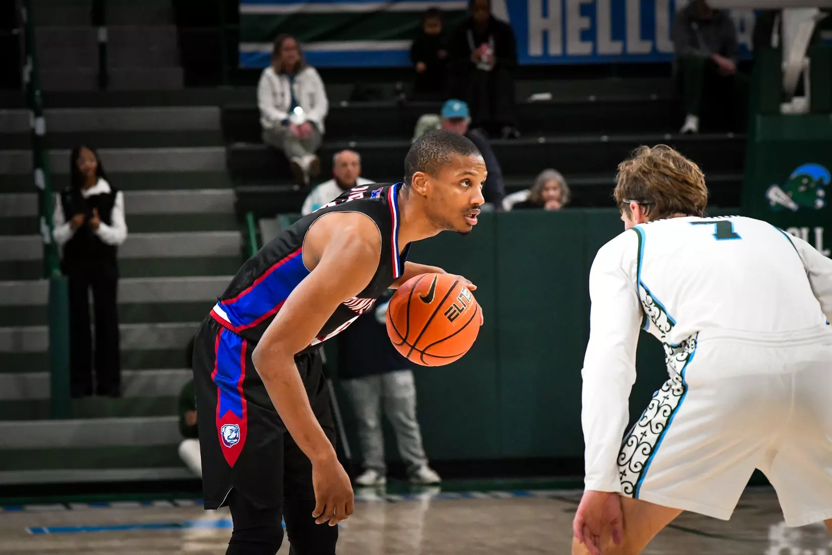 Bulldogs fall on the road to Green Wave, 61-53