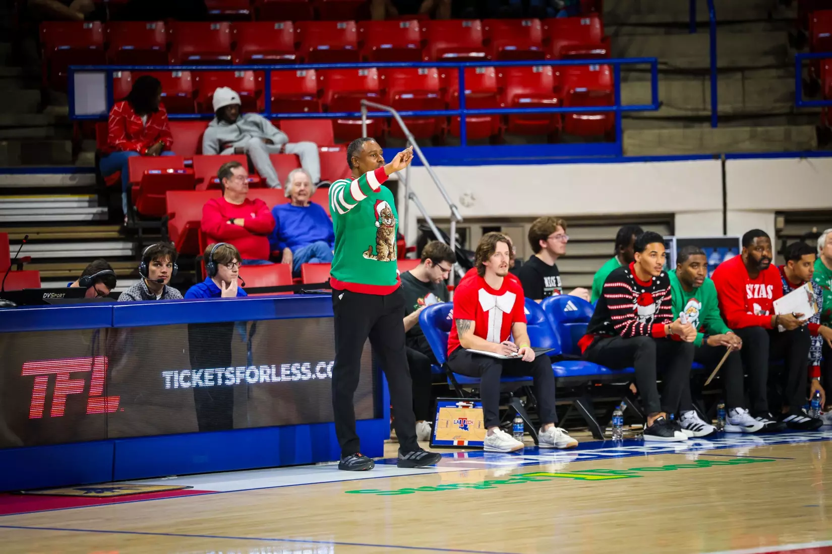 Bulldogs close out non-conference play with 90-37 win over Crusaders