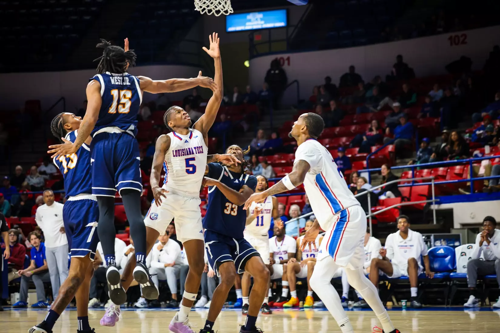 Bulldogs open CUSA play with 75-63 win over Miners