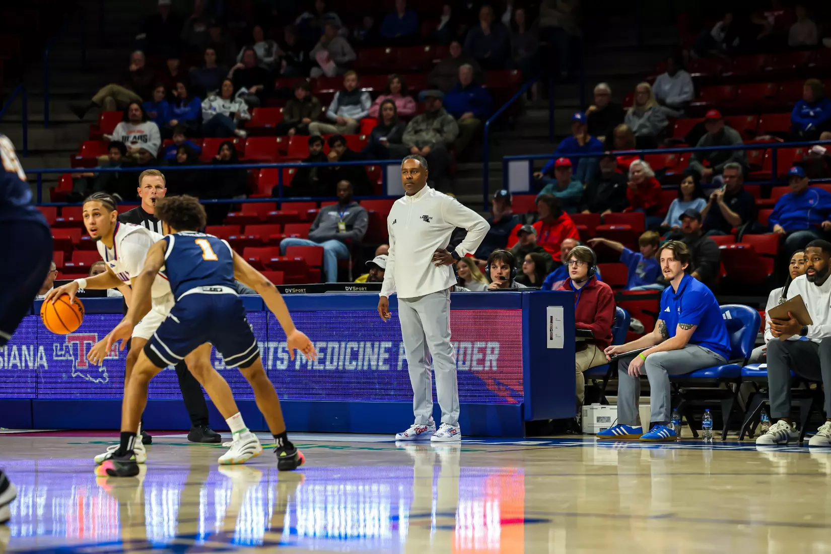 Bulldogs open CUSA play with 75-63 win over Miners