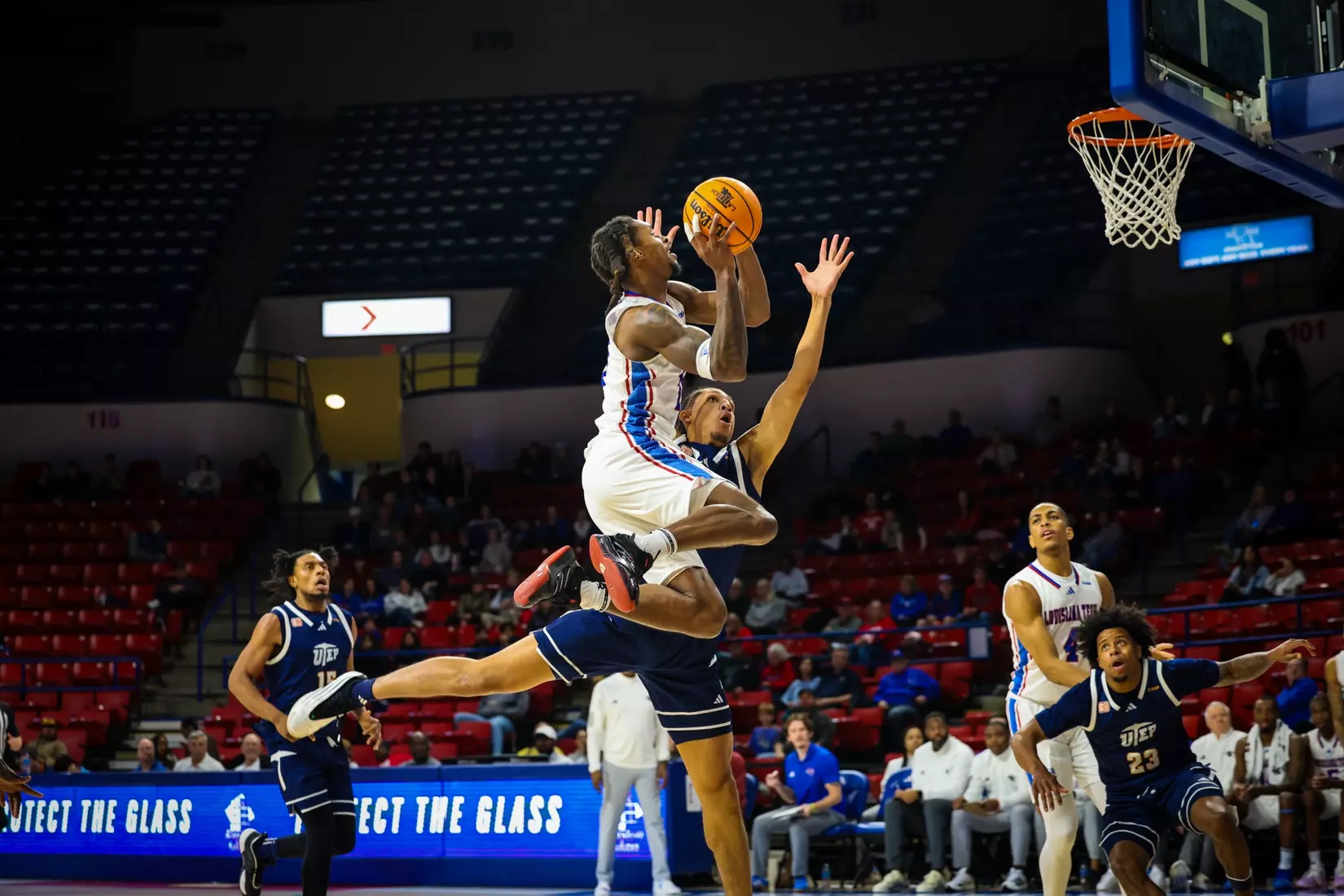 Bulldogs open CUSA play with 75-63 win over Miners