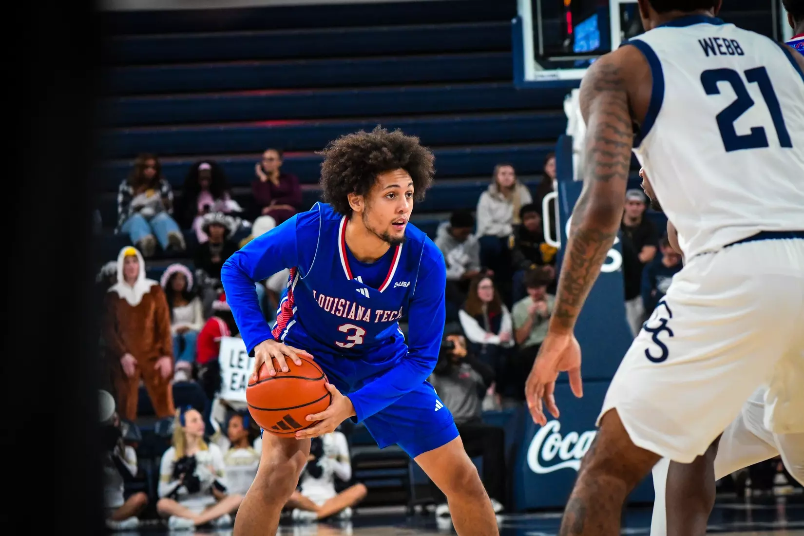Bulldogs drop road contest to Eagles, 77-69