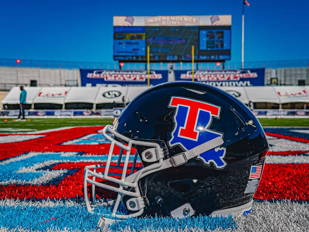 The Bulldogs erased an 11-point halftime deficit, shutting out Coastal Carolina in the second half to claim a 23-14 victory to become the 2025 Radiance Technologies Independence Bowl champions.