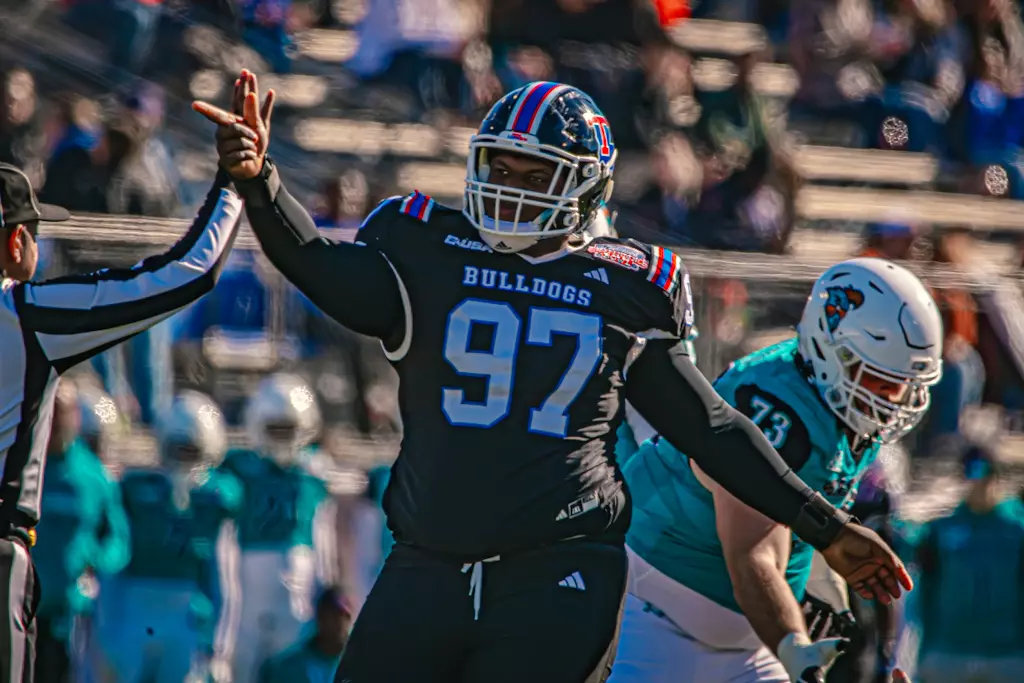 The Bulldogs erased an 11-point halftime deficit, shutting out Coastal Carolina in the second half to claim a 23-14 victory to become the 2025 Radiance Technologies Independence Bowl champions.