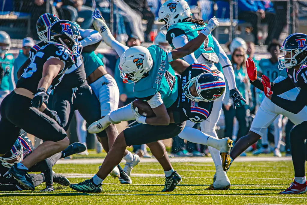 The Bulldogs erased an 11-point halftime deficit, shutting out Coastal Carolina in the second half to claim a 23-14 victory to become the 2025 Radiance Technologies Independence Bowl champions.