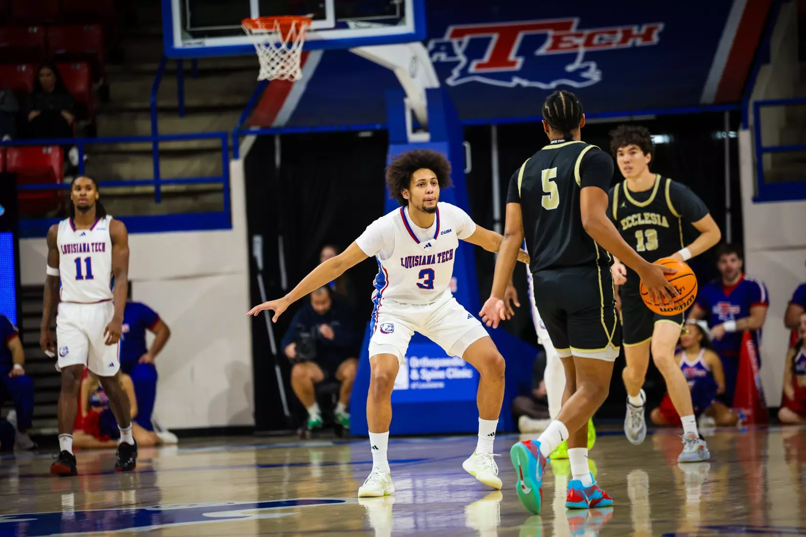 Bulldogs dominate Royals, 89-37, to remain unbeaten at home