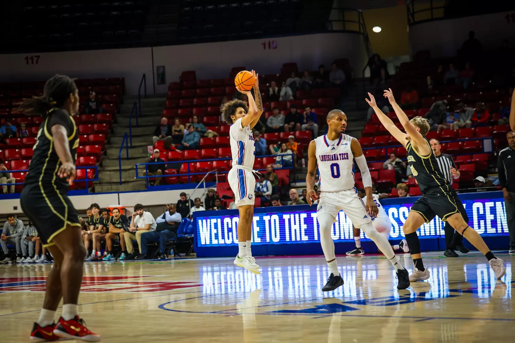 Bulldogs dominate Royals, 89-37, to remain unbeaten at home