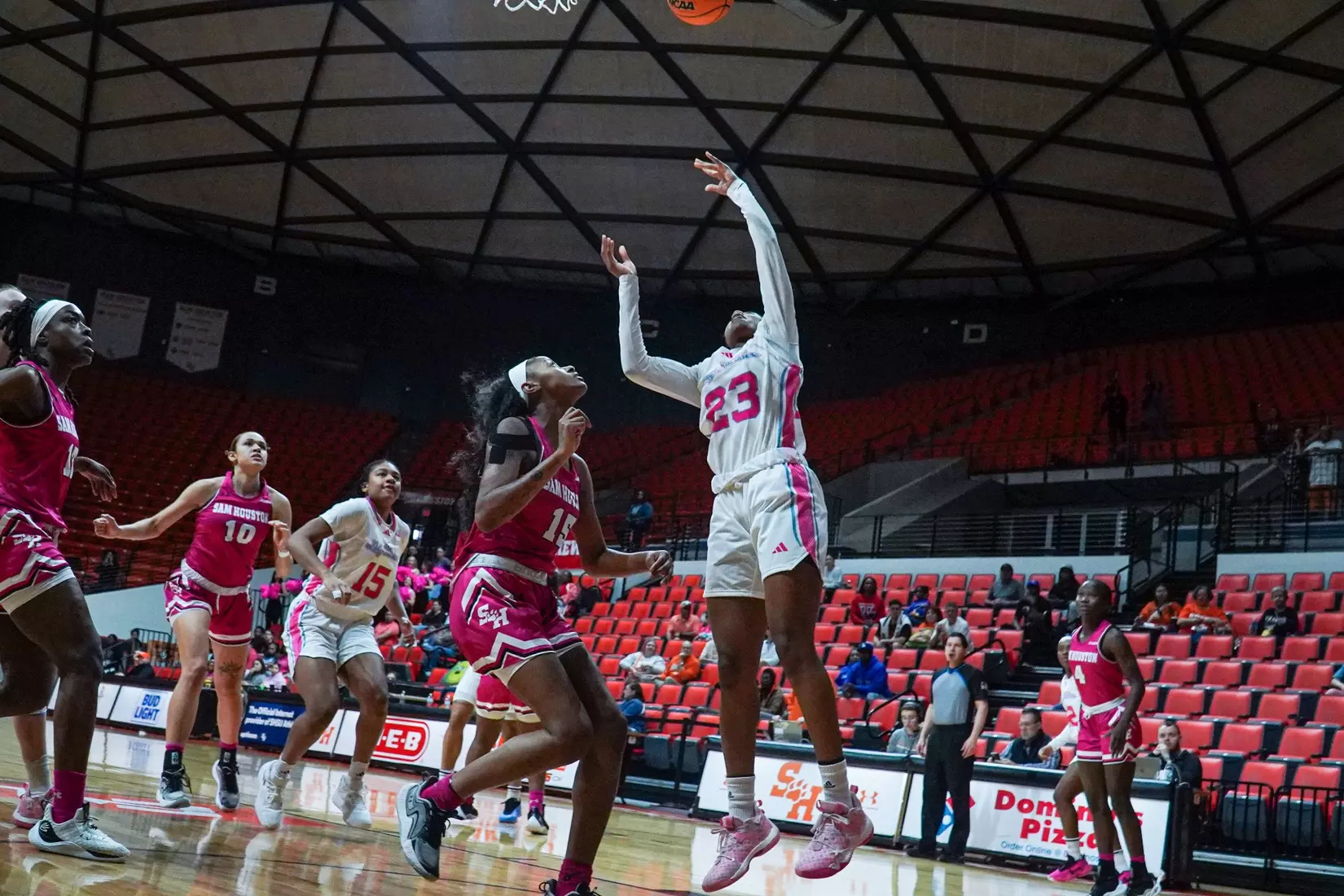LA Tech falls to Sam Houston, 70-65
