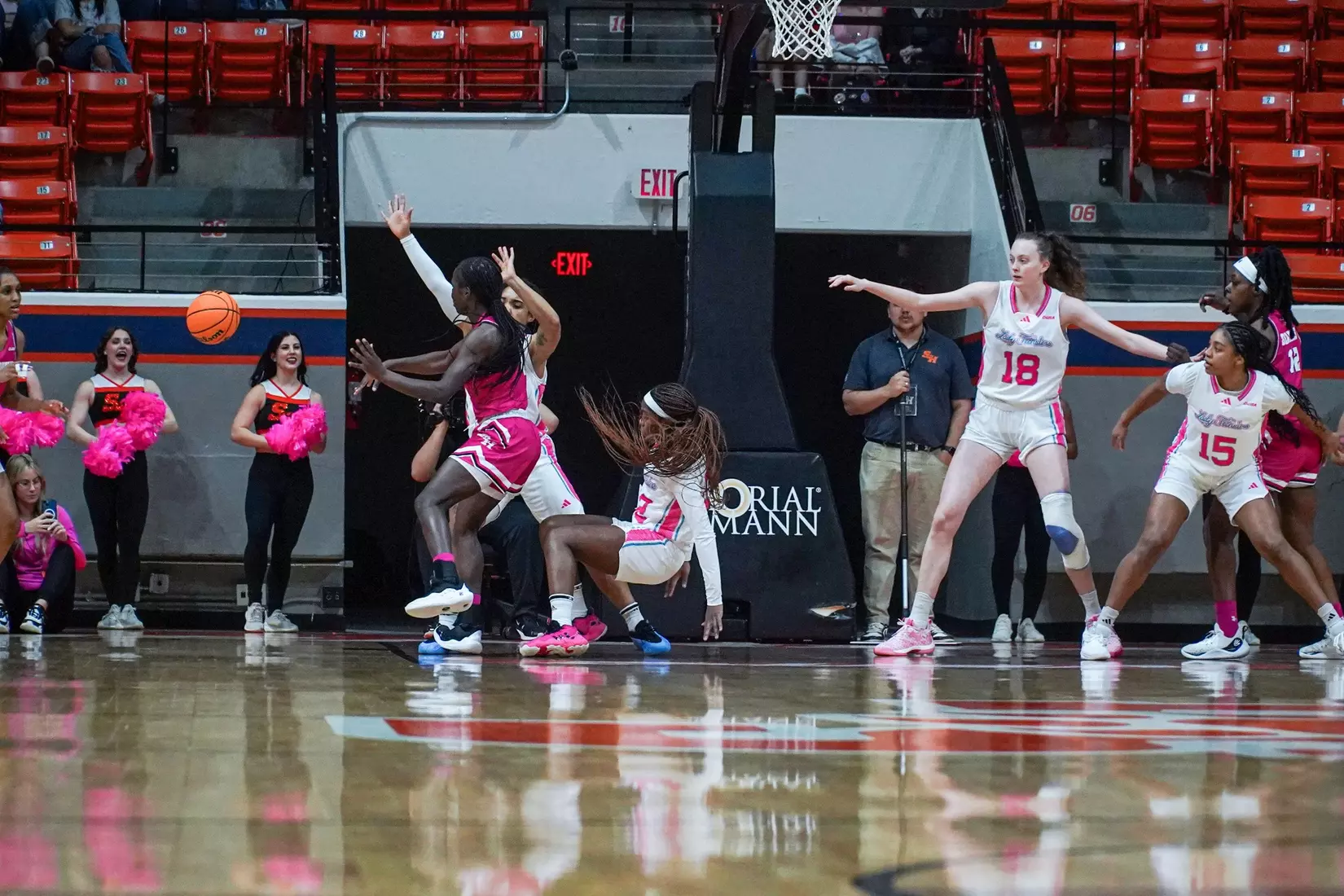 LA Tech falls to Sam Houston, 70-65
