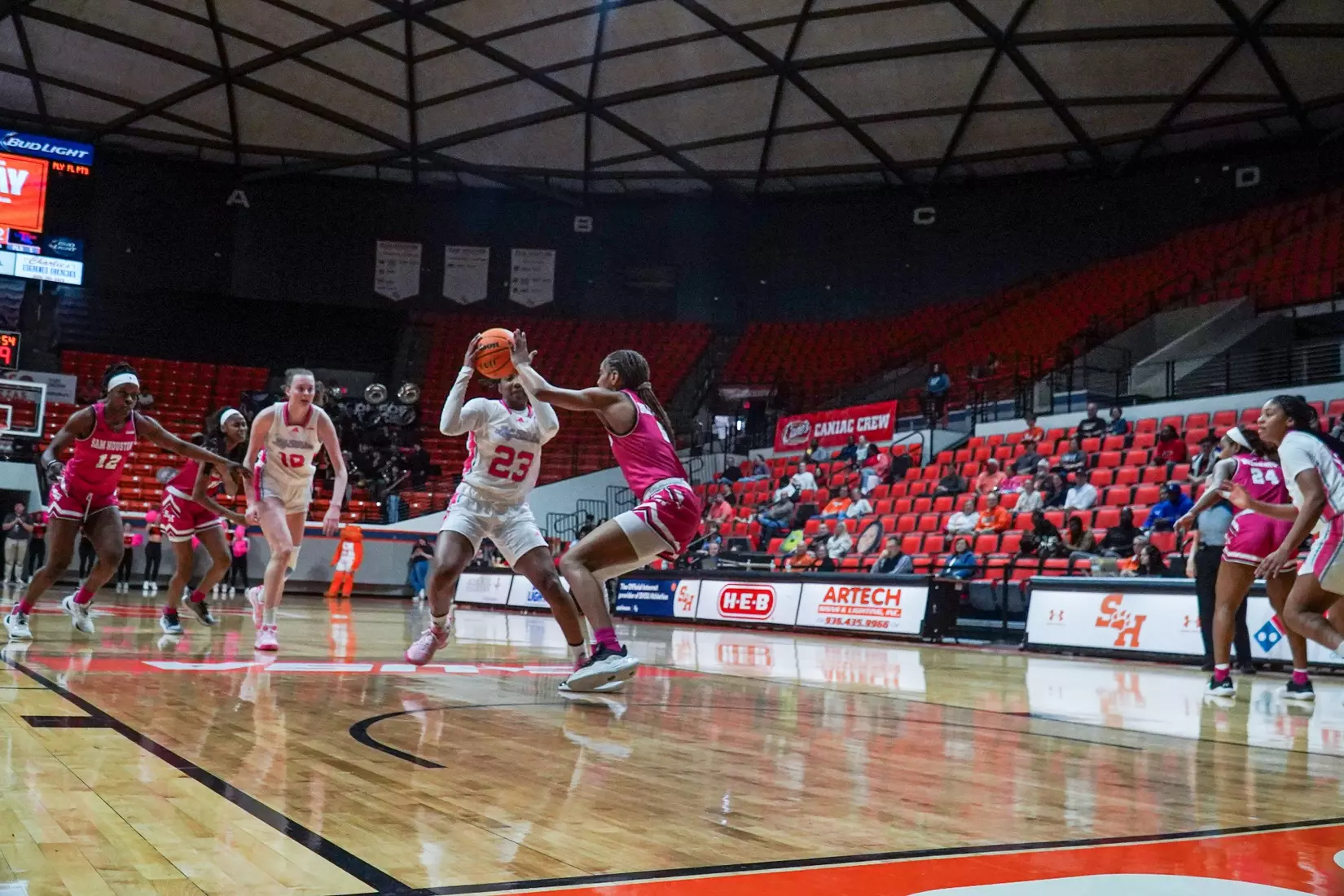 LA Tech falls to Sam Houston, 70-65