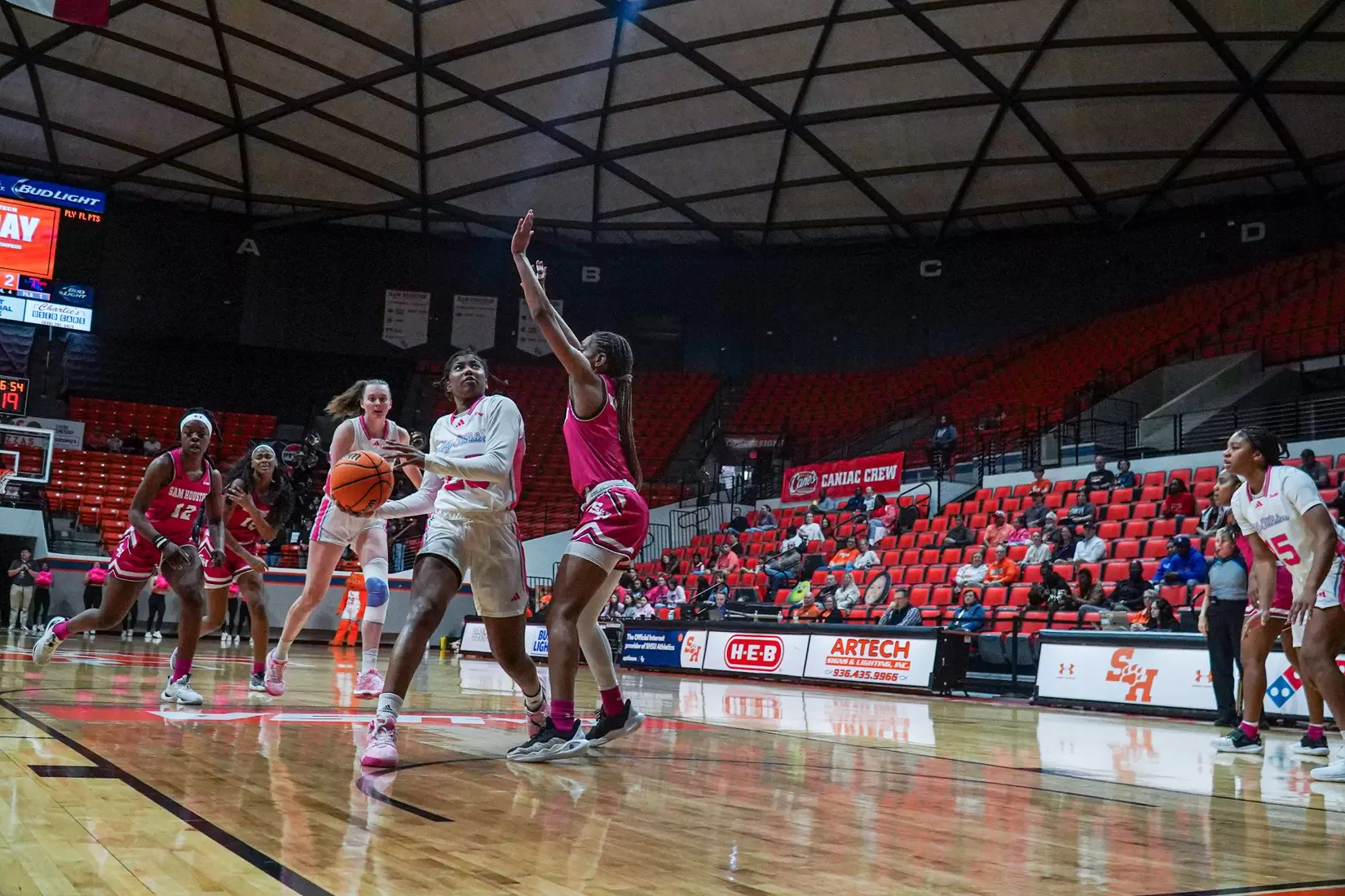 LA Tech falls to Sam Houston, 70-65