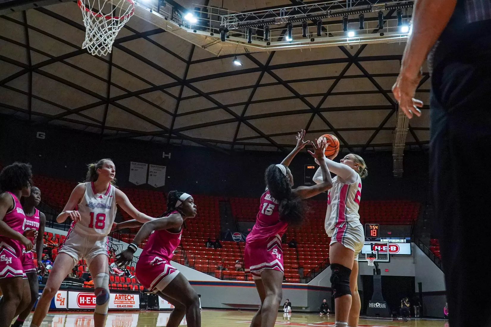LA Tech falls to Sam Houston, 70-65