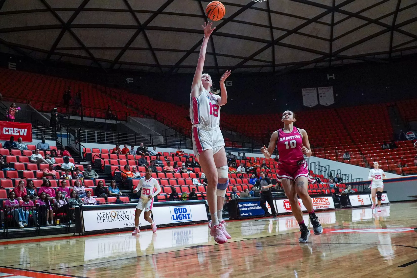 LA Tech falls to Sam Houston, 70-65