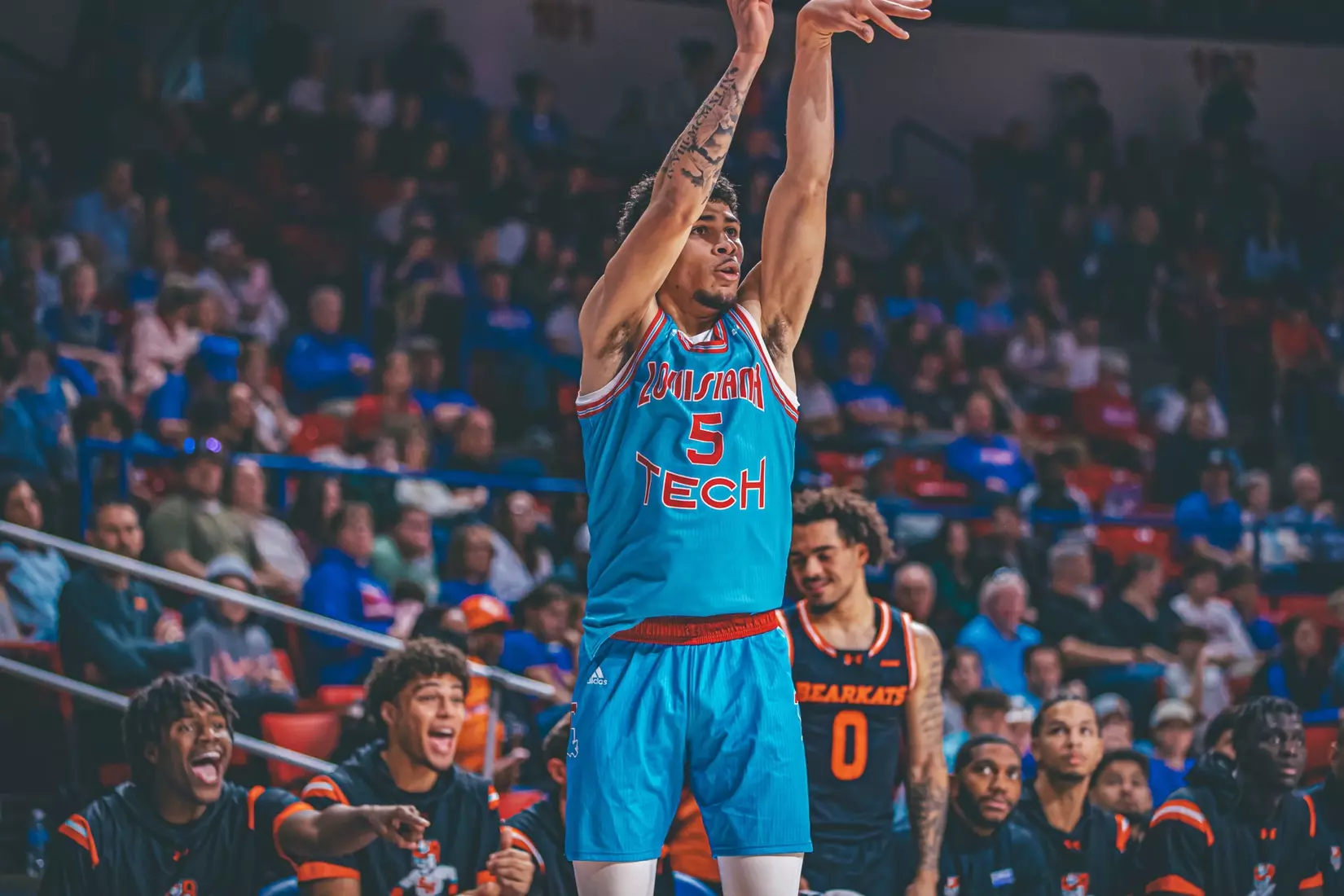 Bulldogs defeat Bearkats in overtime
