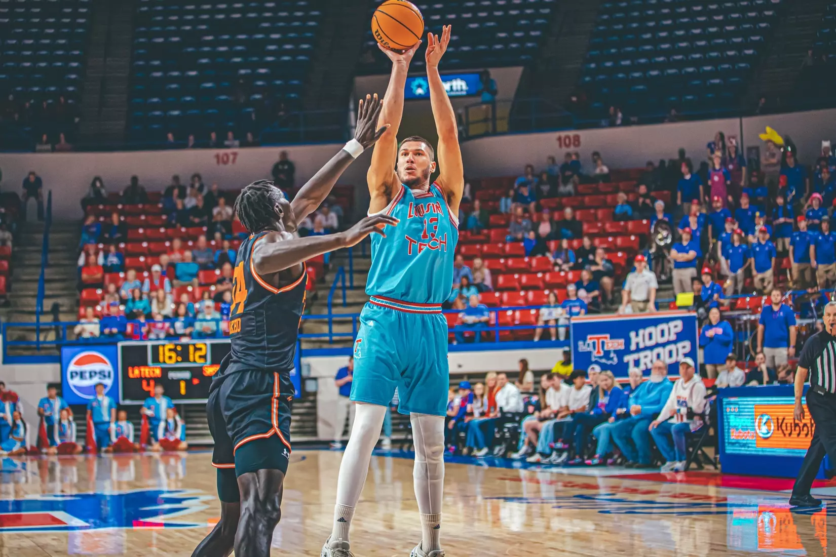 Bulldogs defeat Bearkats in overtime