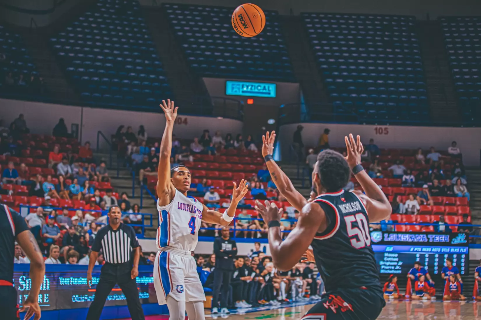 Bulldogs edged by Gamecocks, 70-68, in the TAC