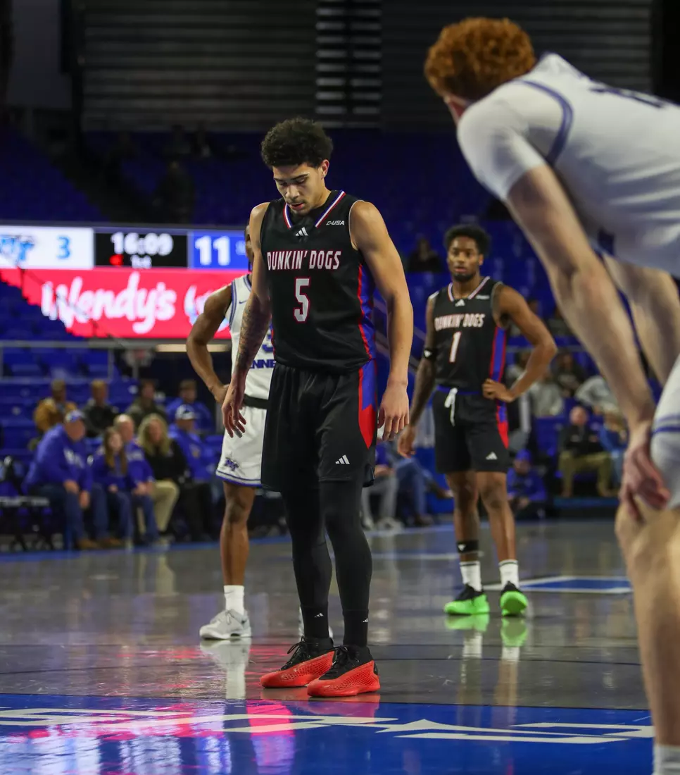 Bulldogs beat Blue Raiders, 85-74, in Murfreesboro