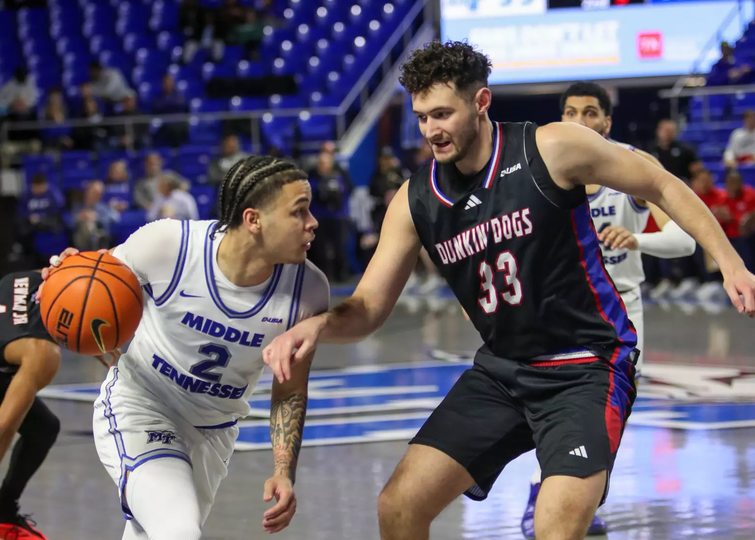 Bulldogs beat Blue Raiders, 85-74, in Murfreesboro