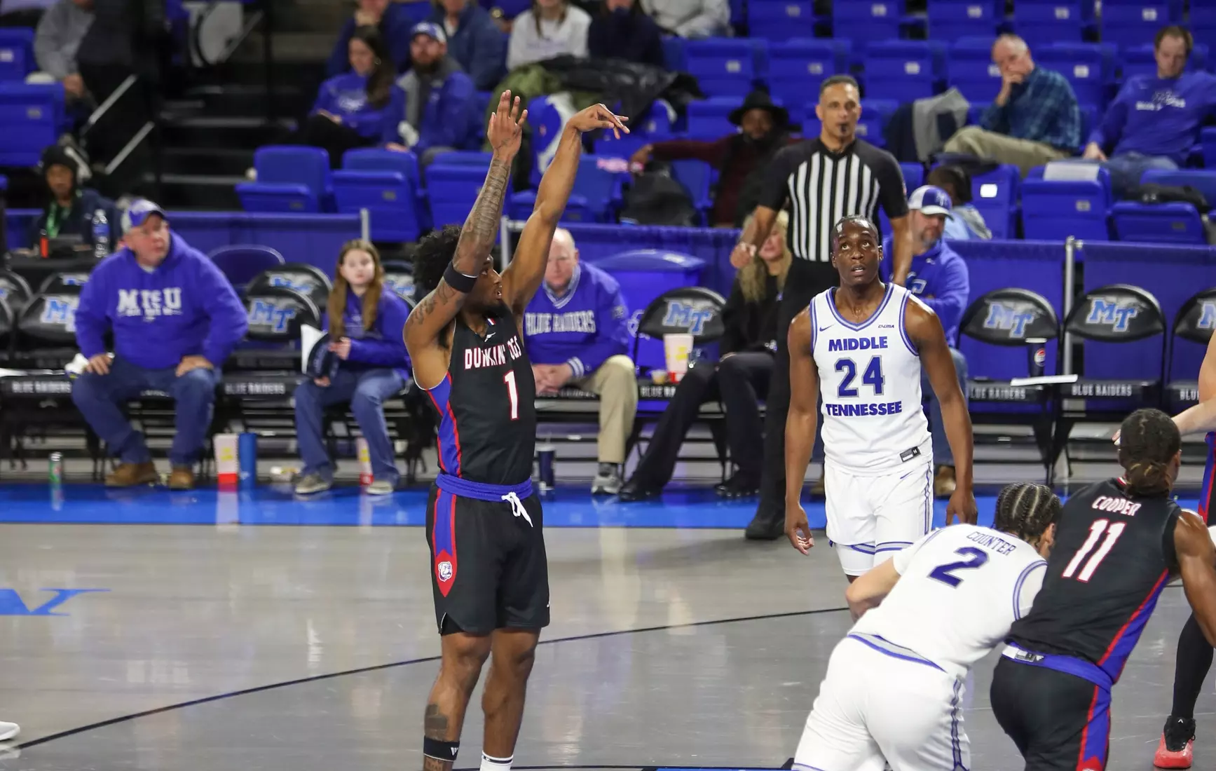 Bulldogs beat Blue Raiders, 85-74, in Murfreesboro